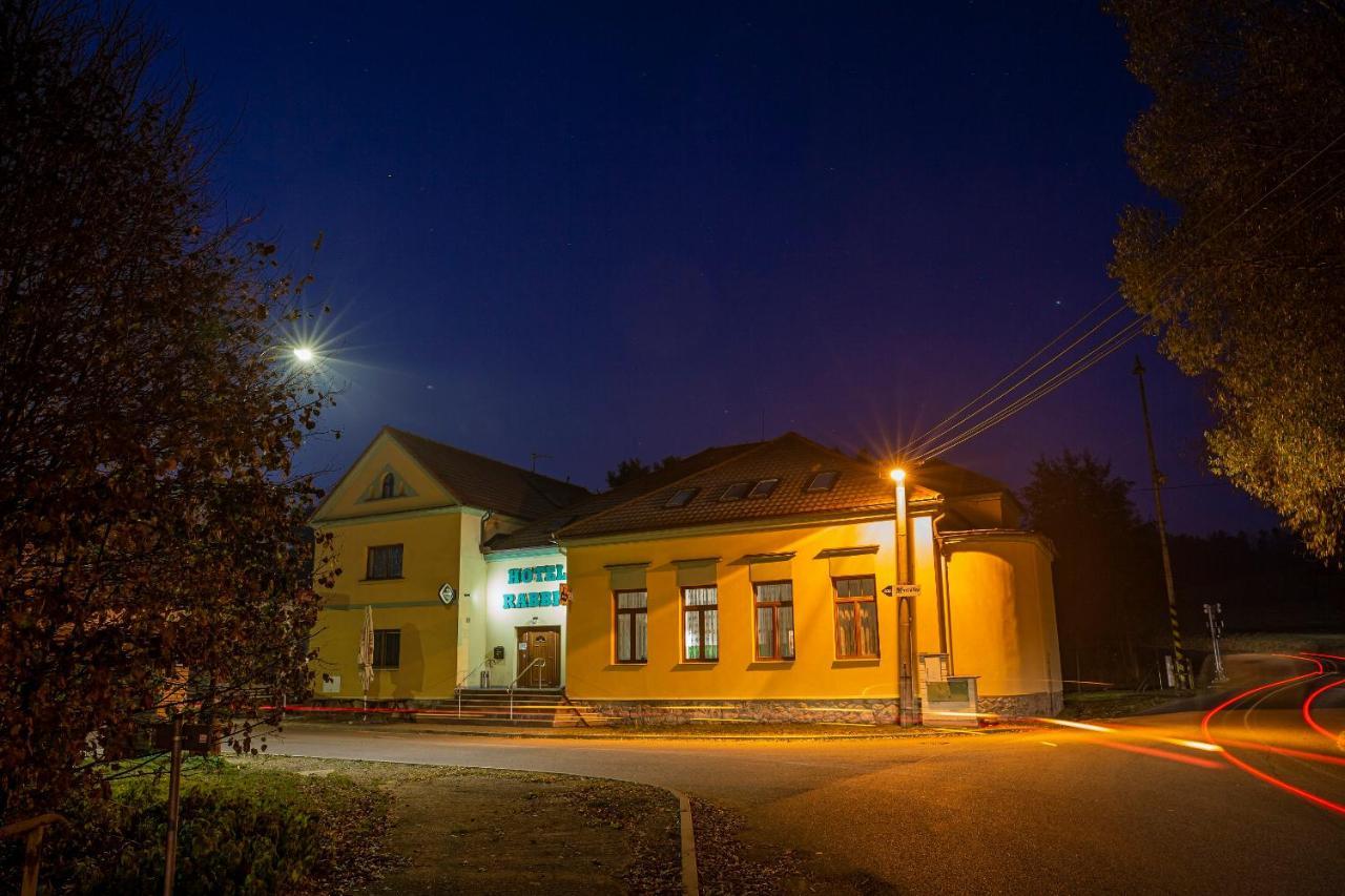 Hotel Rabbit Trhovy Stepanov Εξωτερικό φωτογραφία