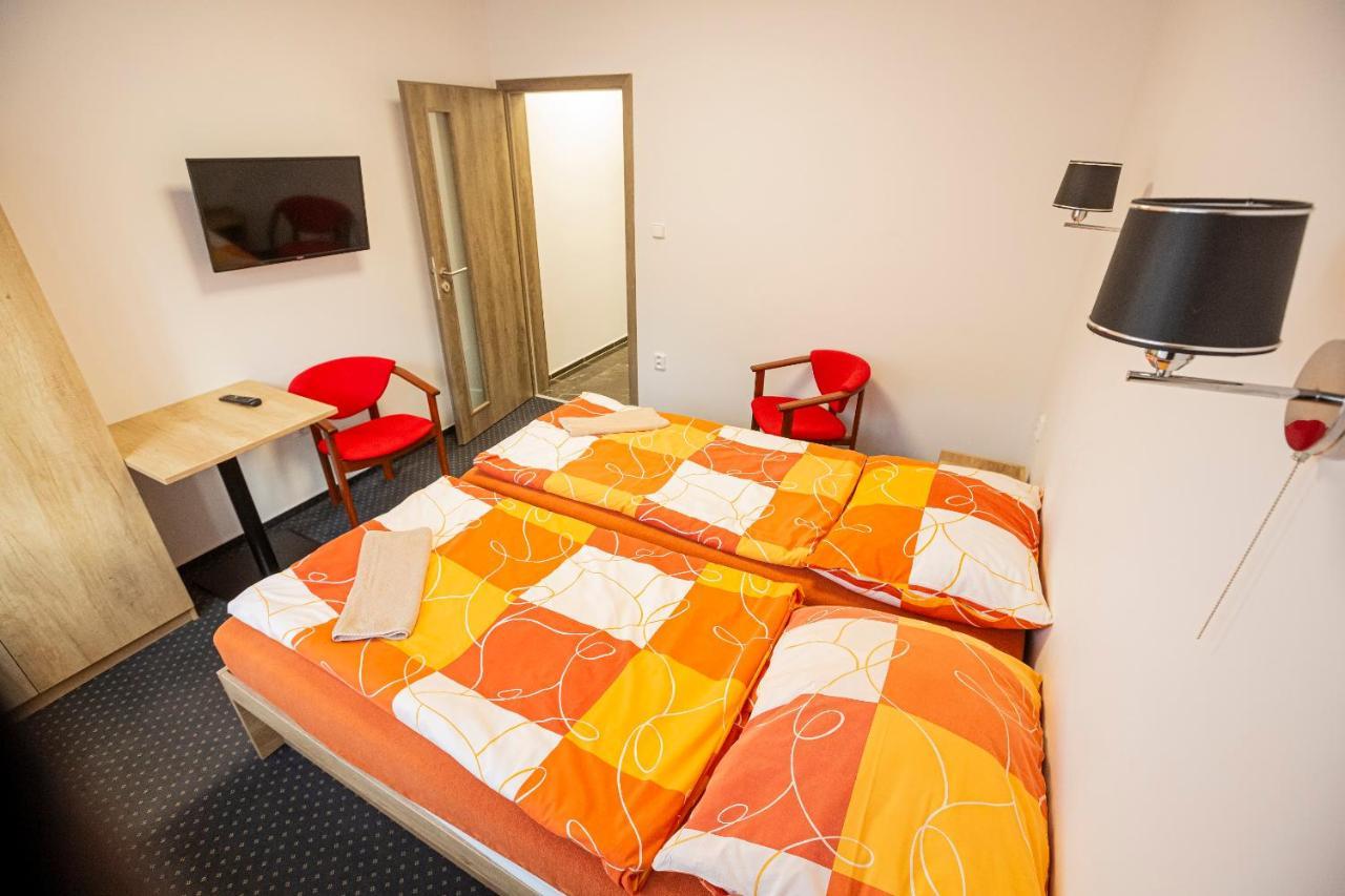 Hotel Rabbit Trhovy Stepanov Εξωτερικό φωτογραφία