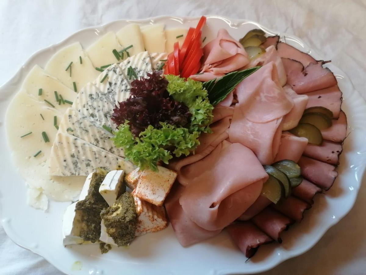 Hotel Rabbit Trhovy Stepanov Εξωτερικό φωτογραφία