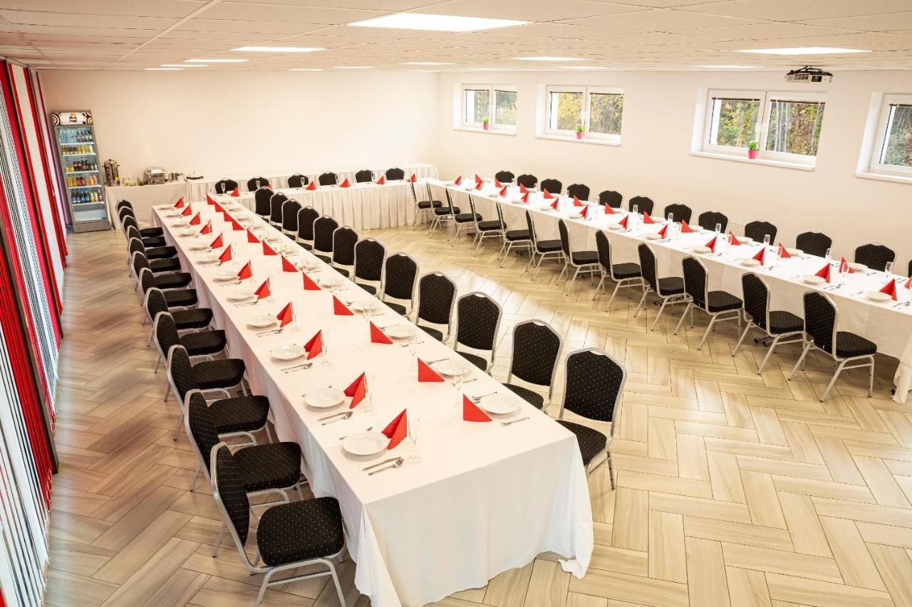 Hotel Rabbit Trhovy Stepanov Εξωτερικό φωτογραφία