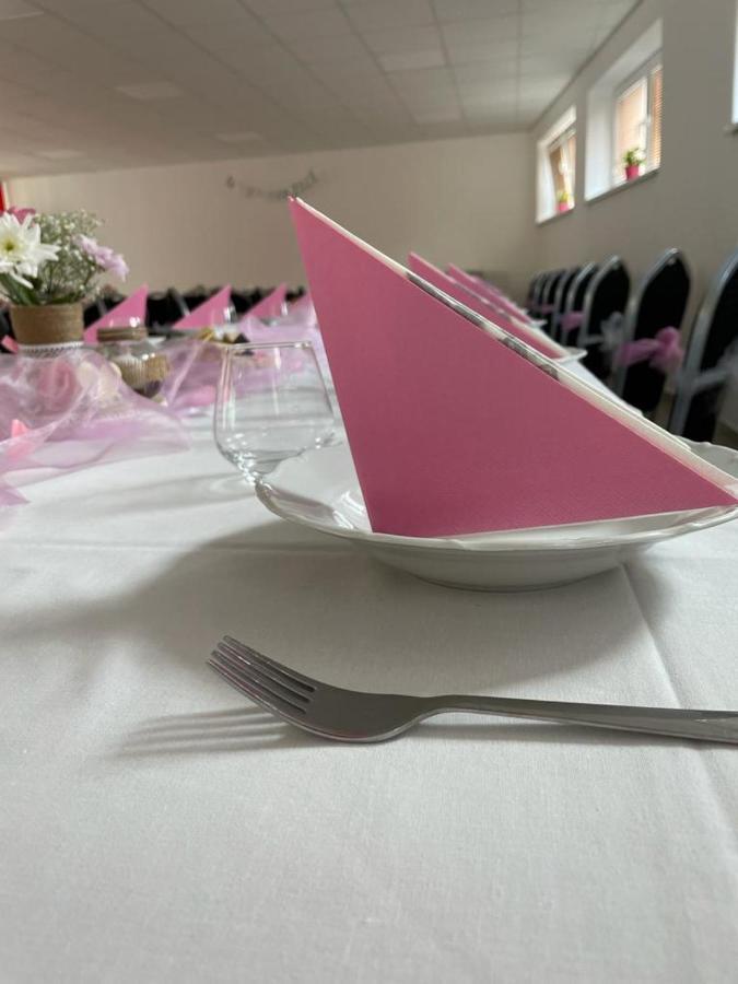 Hotel Rabbit Trhovy Stepanov Εξωτερικό φωτογραφία