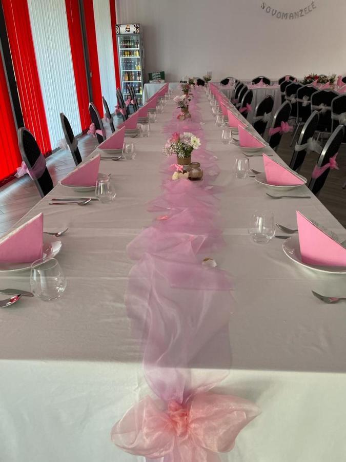 Hotel Rabbit Trhovy Stepanov Εξωτερικό φωτογραφία