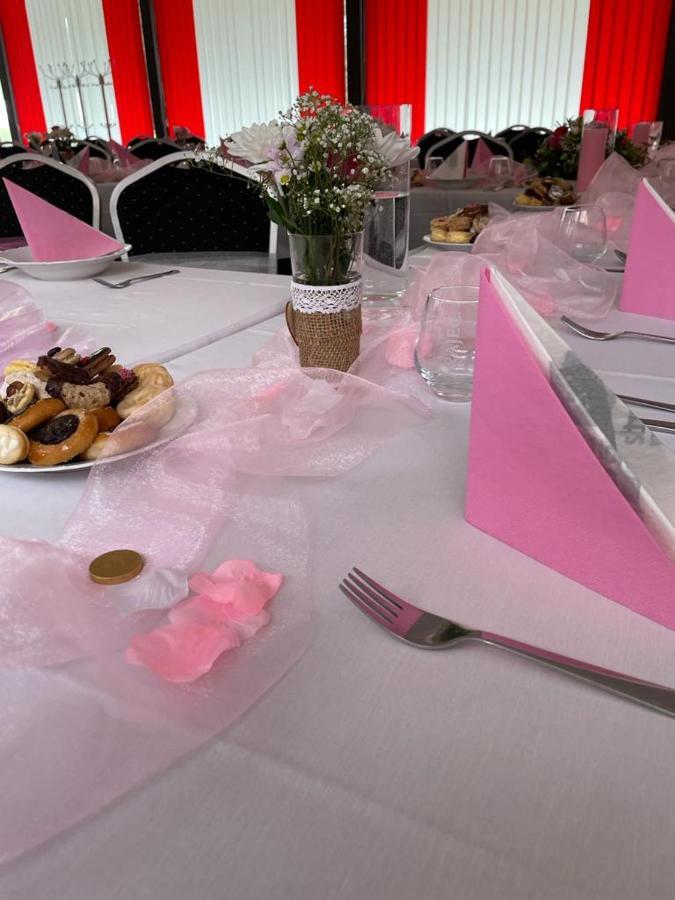 Hotel Rabbit Trhovy Stepanov Εξωτερικό φωτογραφία